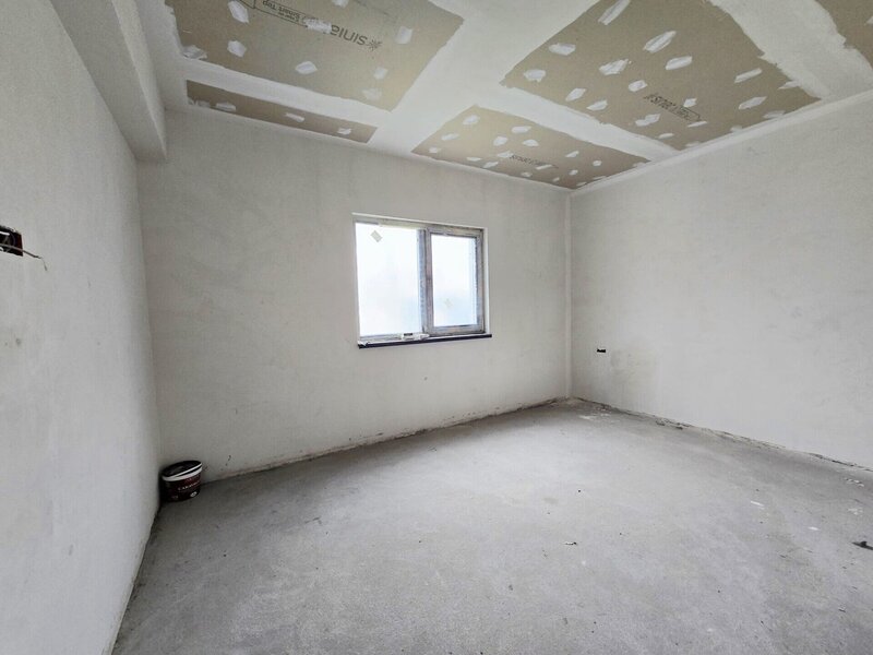 Tunari, casa cocheta pe parter, confort, eficienta si liniste